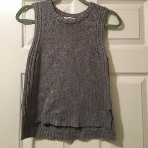 Madewell gray sleeveless sweater