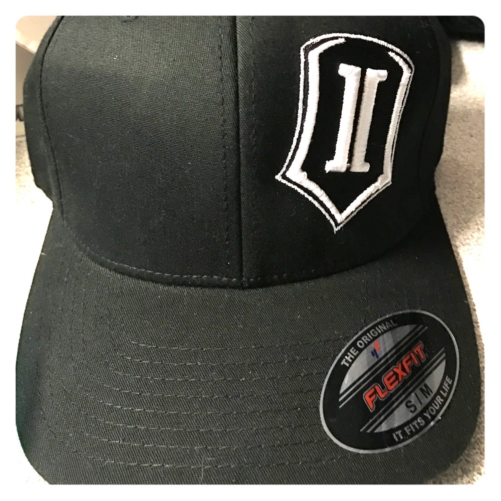Icon hat