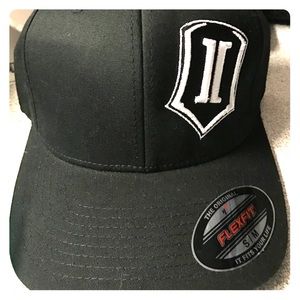 Icon hat