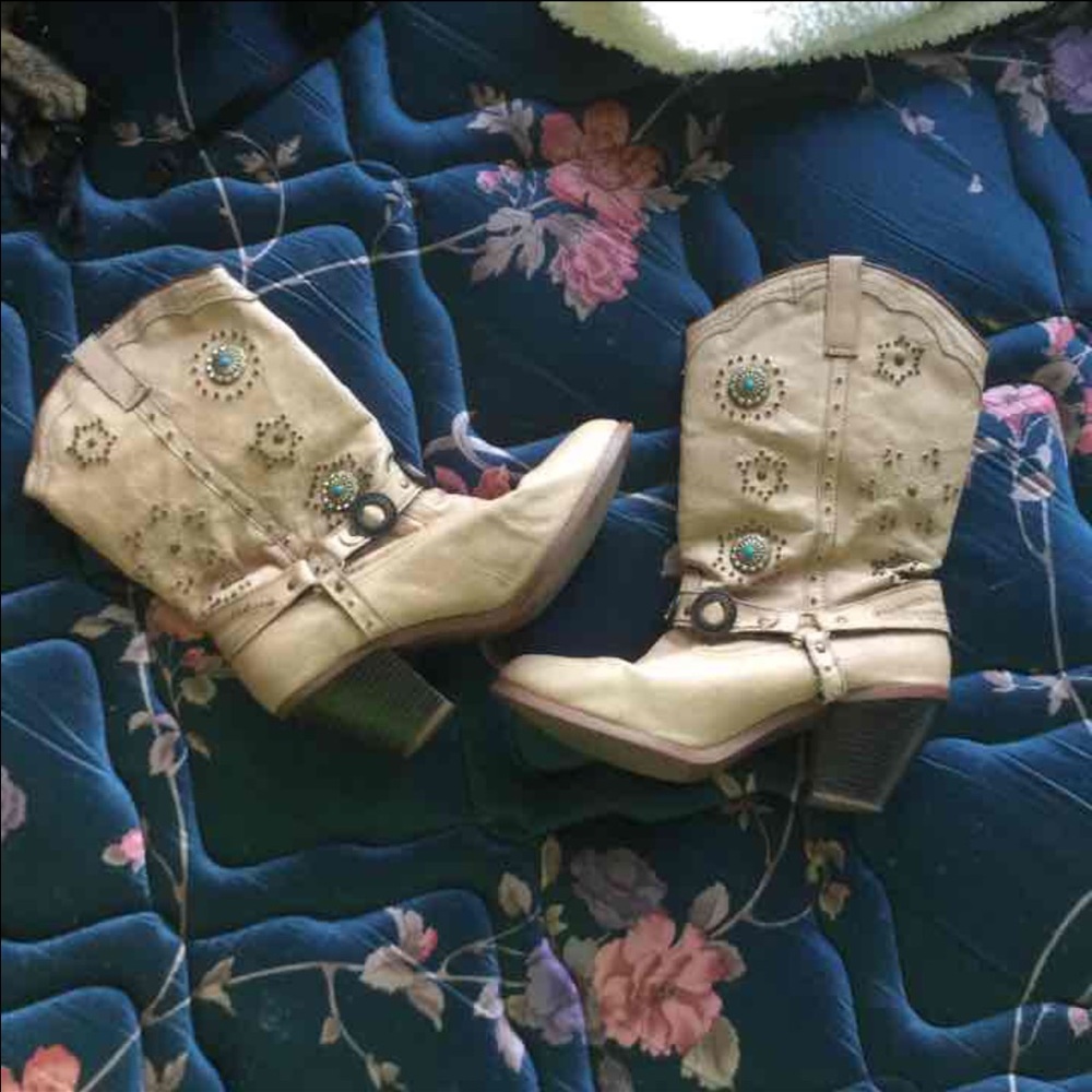 Tan boots