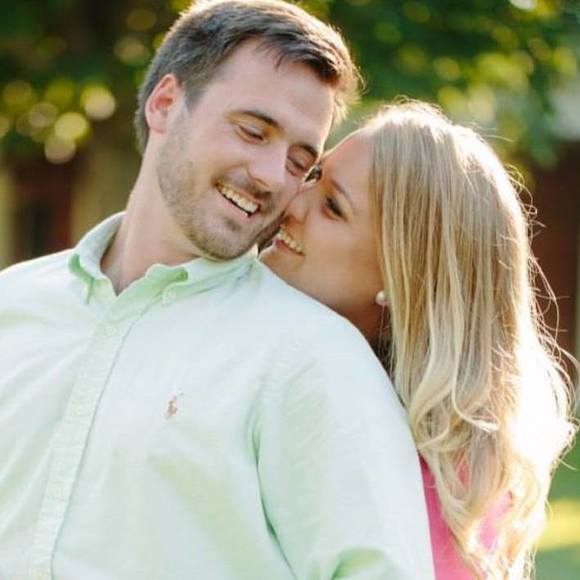 Meet your Posher, Abbey - Picture 1 of 1