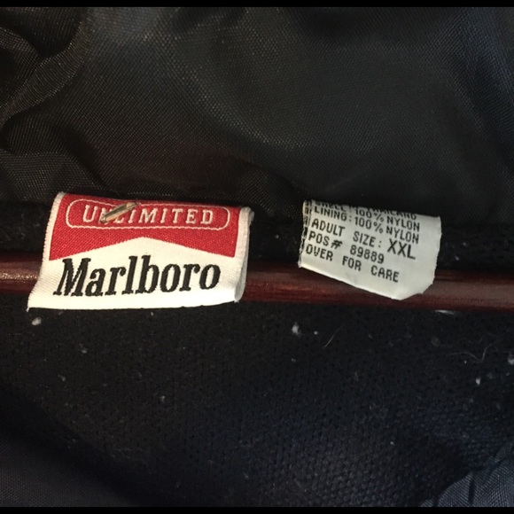 Marlboro rain jacket - Picture 2 of 5