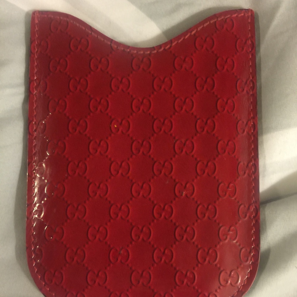 Authentic Gucci red patent leather cell case
