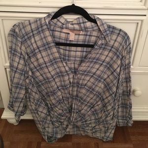 Light weight three quarter sleeve flannel