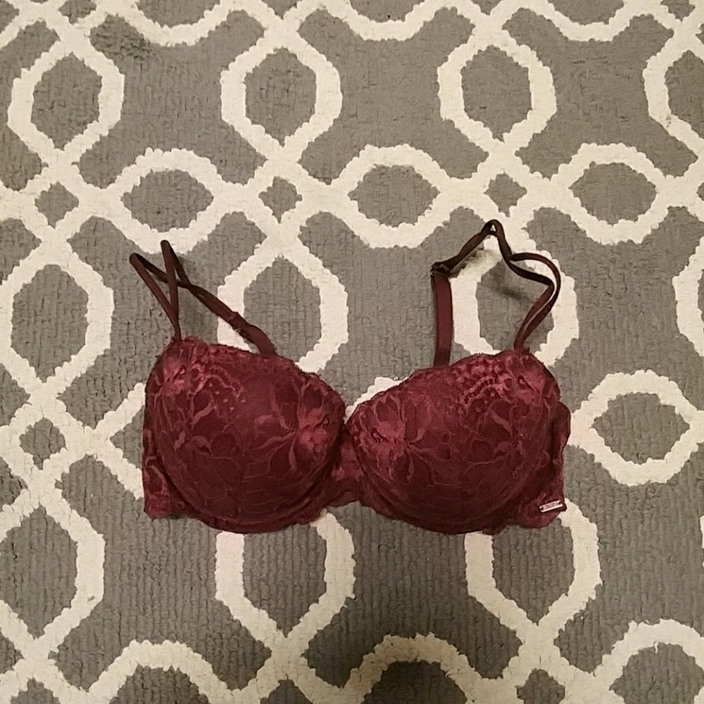 VS pink date bra