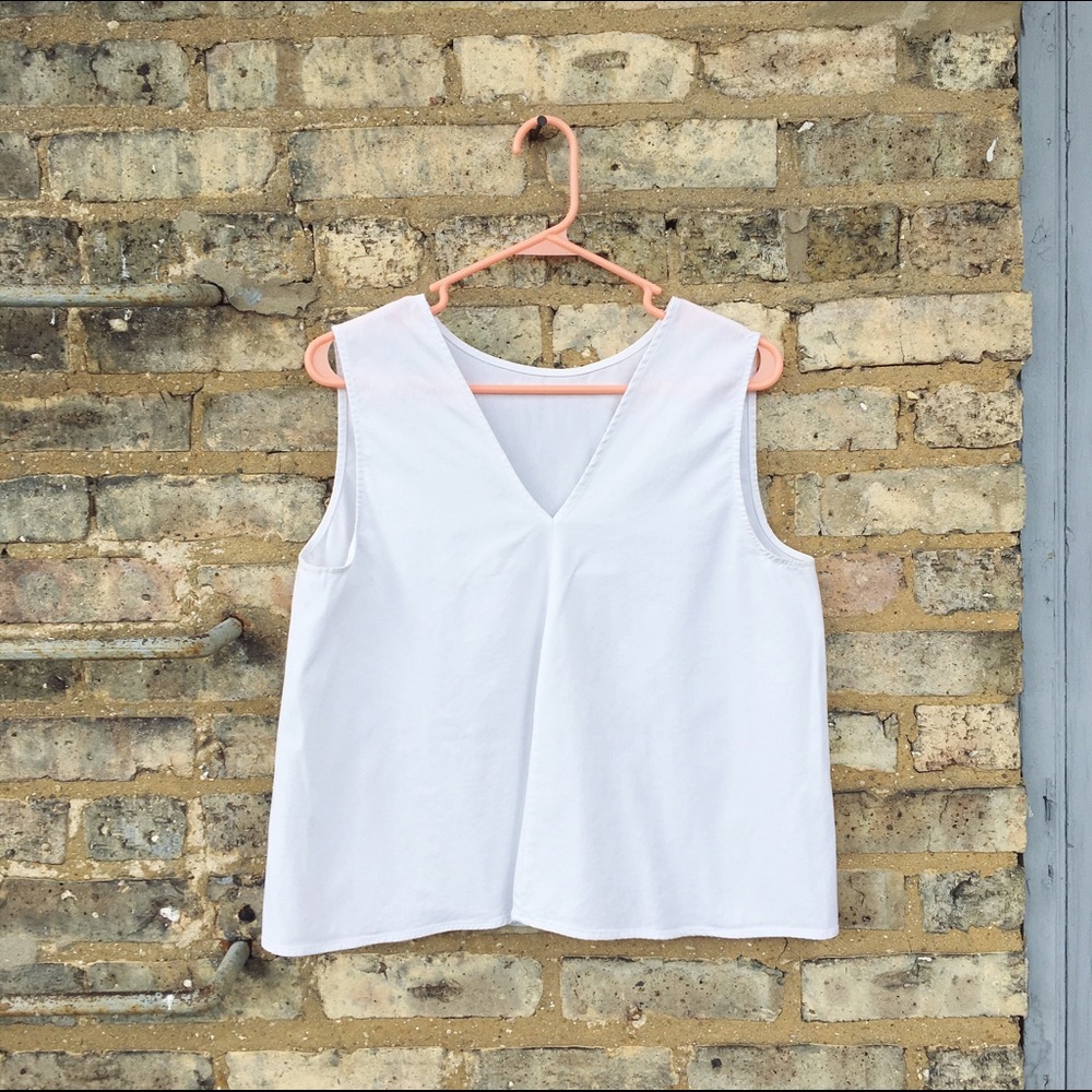 Hackwith Design House white tank, size M