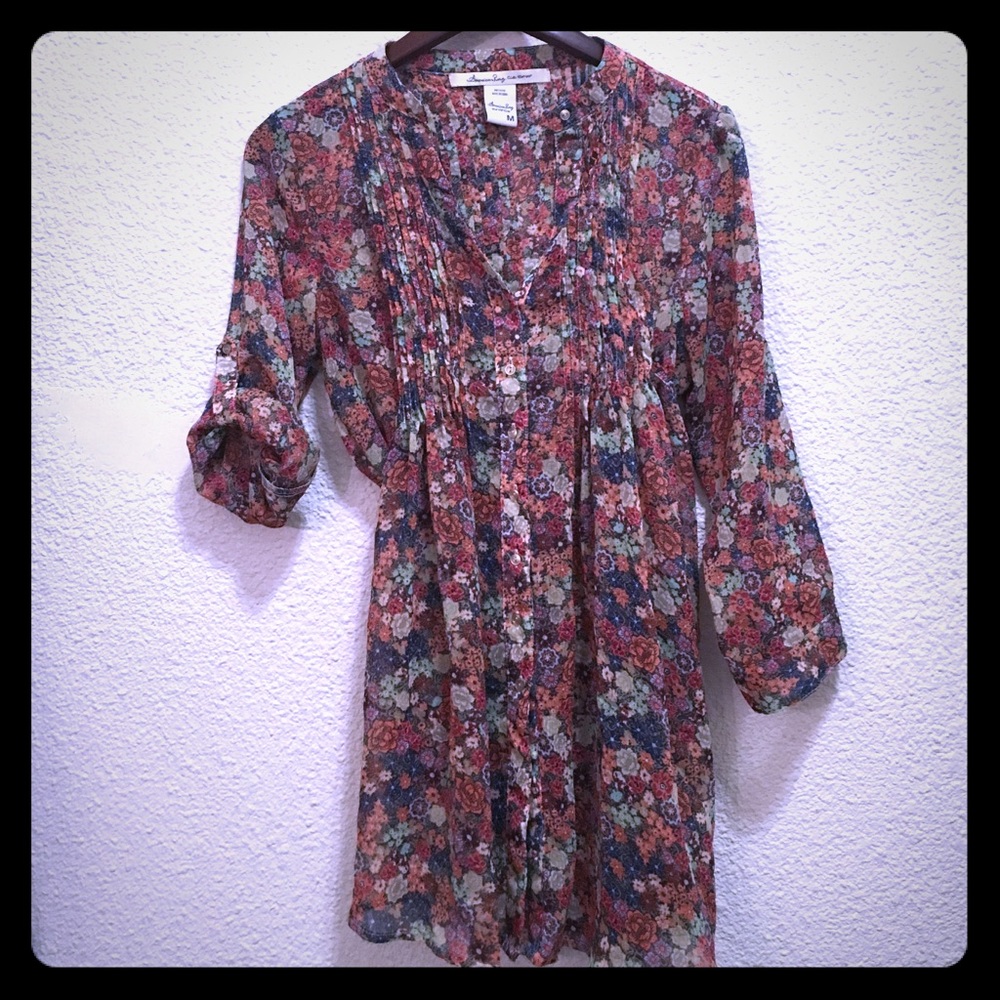 Super cute flowy top