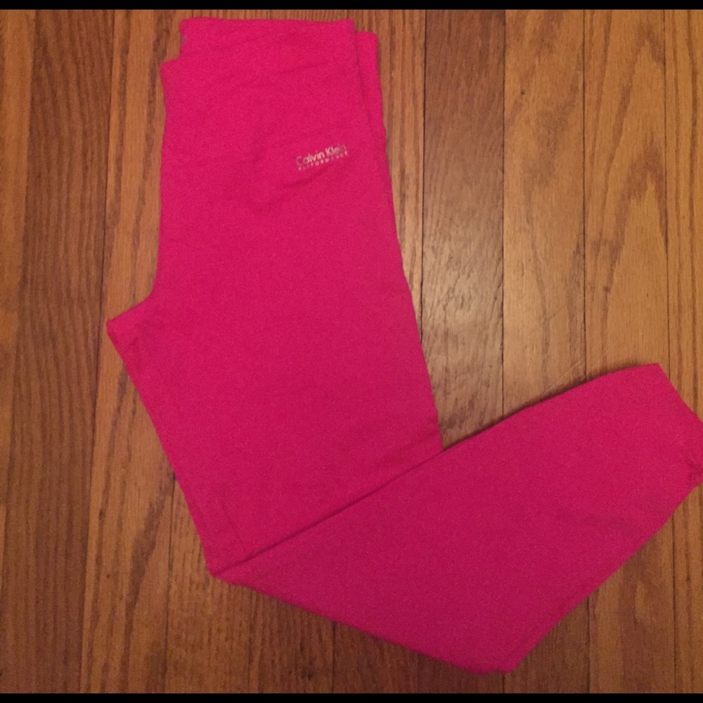 Calvin Klein hot pink Capri legging