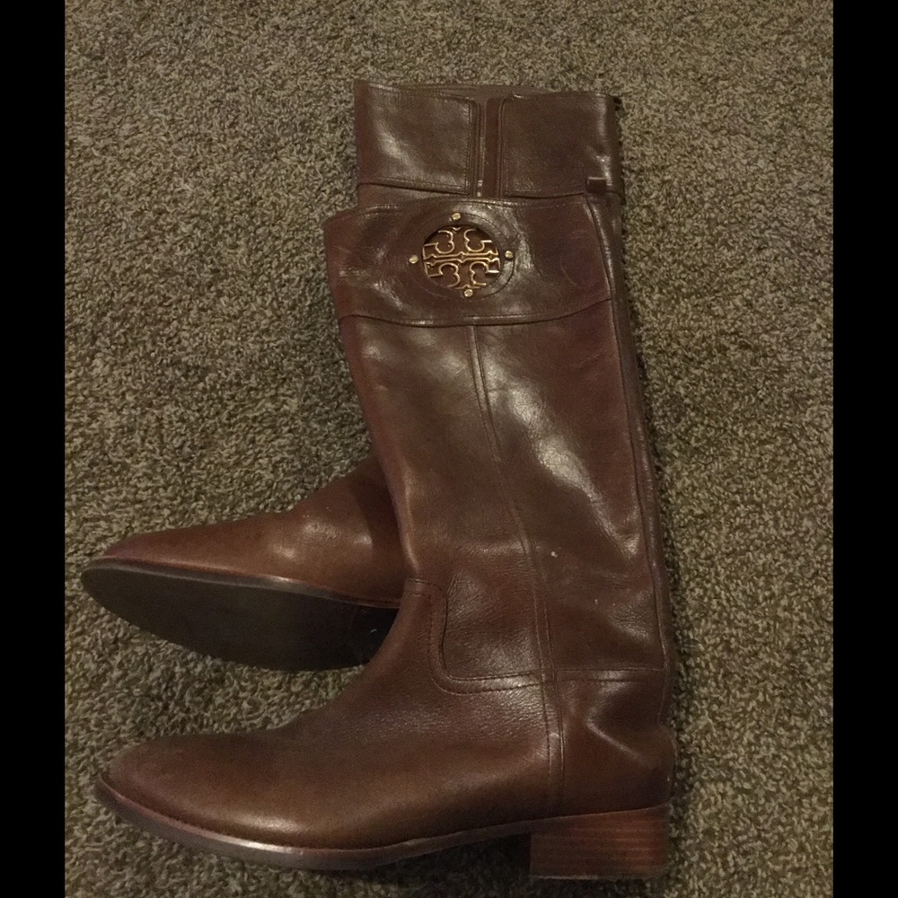 Tory burch boots