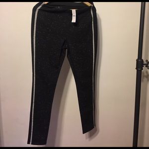 NWT Black & Wht Specked Leggings