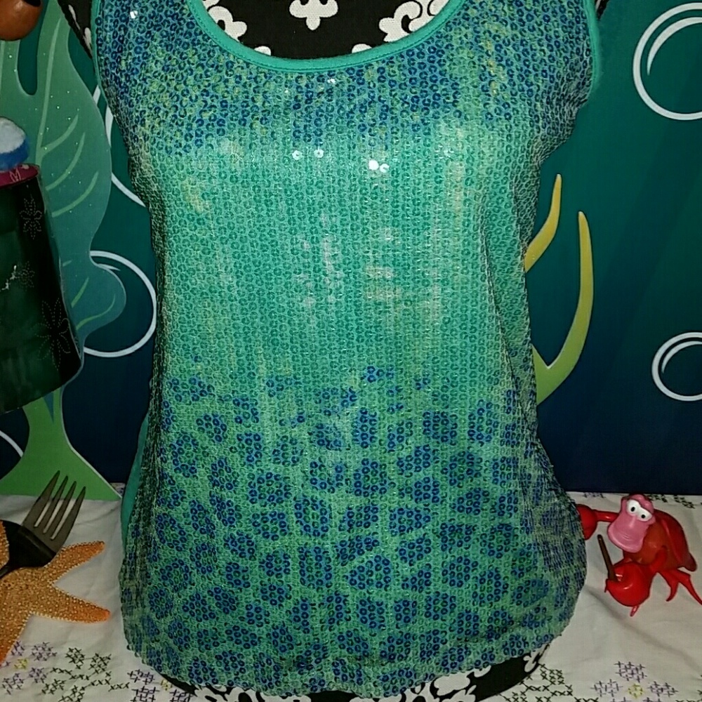 Sequin green racer back tank top - Picture 2 of 4