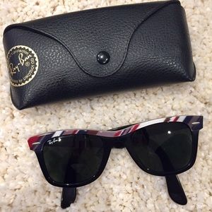 RayBan Wayfarer