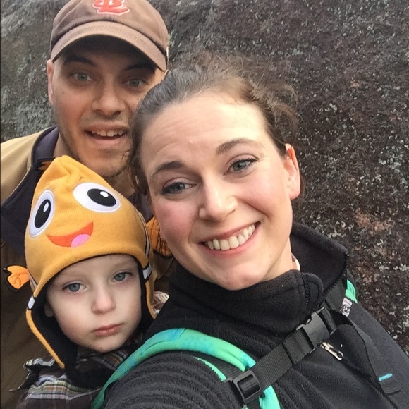 Meet your Posher, Danielle - Picture 2 of 8