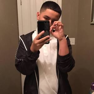 Meet your Posher, Axel