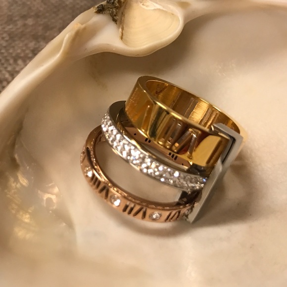 ❌SOLD❌ 3 Ring CZirconia Stainless Steel - Picture 2 of 2