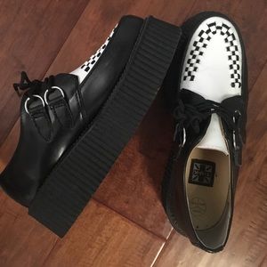 TUK black and white classic creepers