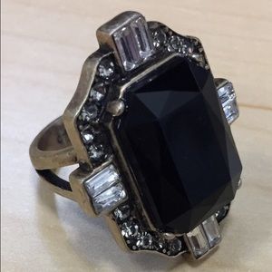 Jardins du Trocadéro Statement Ring