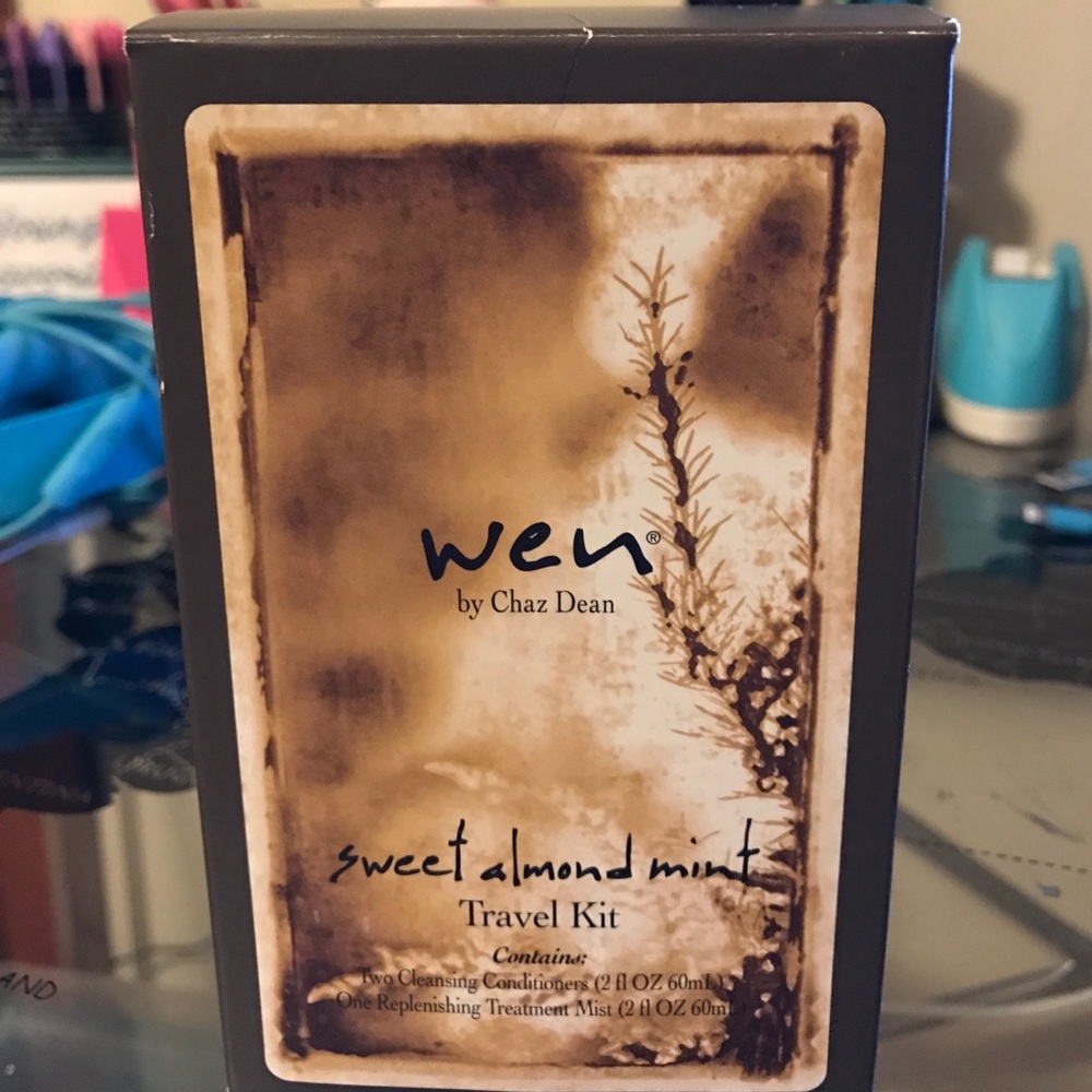 Final price drop 🎀 WEN Travel Kit NWT