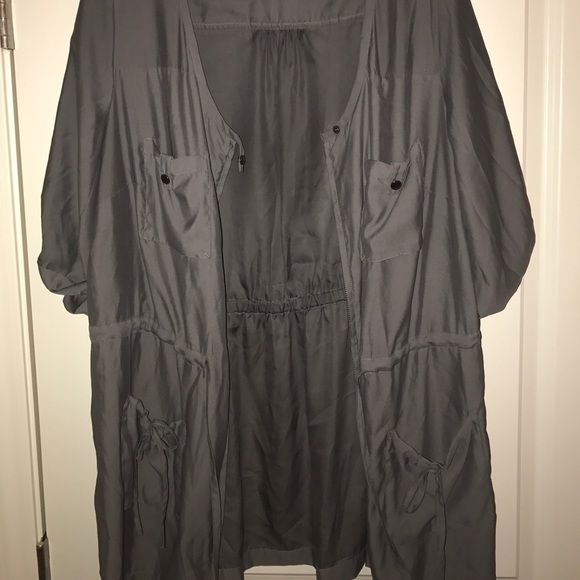 Lane Bryant women's zippered tunic/shirt - Picture 4 of 4