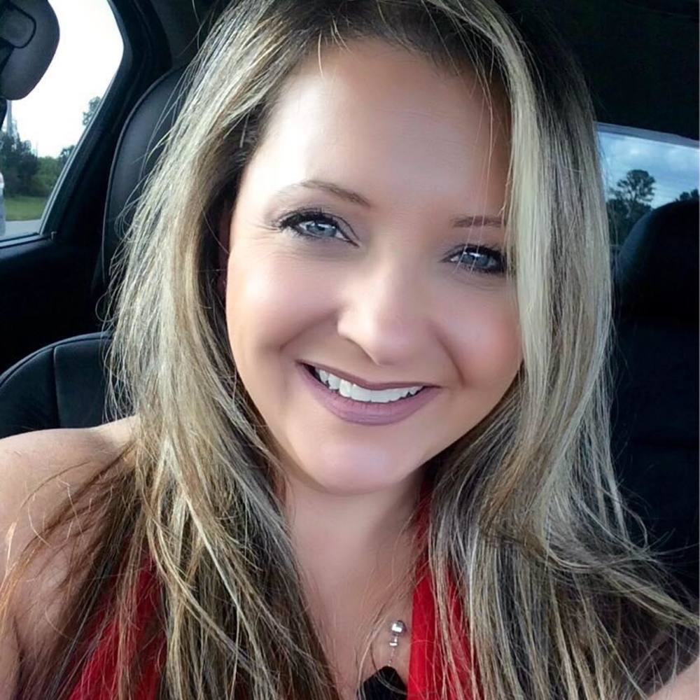 Meet your Posher, Melissa