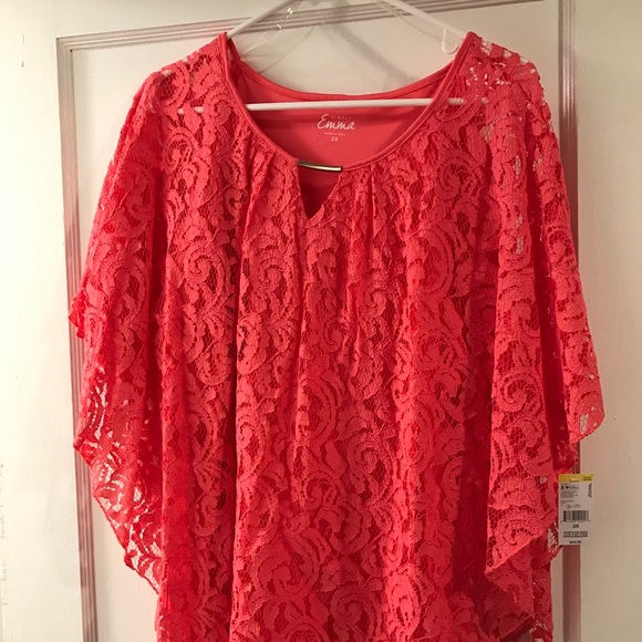 Simply Emma Tops - NWT Simply Emma top