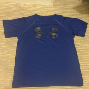 Under armor kids md blue heat gear shirt