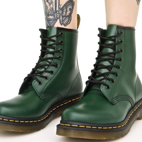 Dr. Martens Other - Dr Martens Forest 1460 8 hole boots men's 8