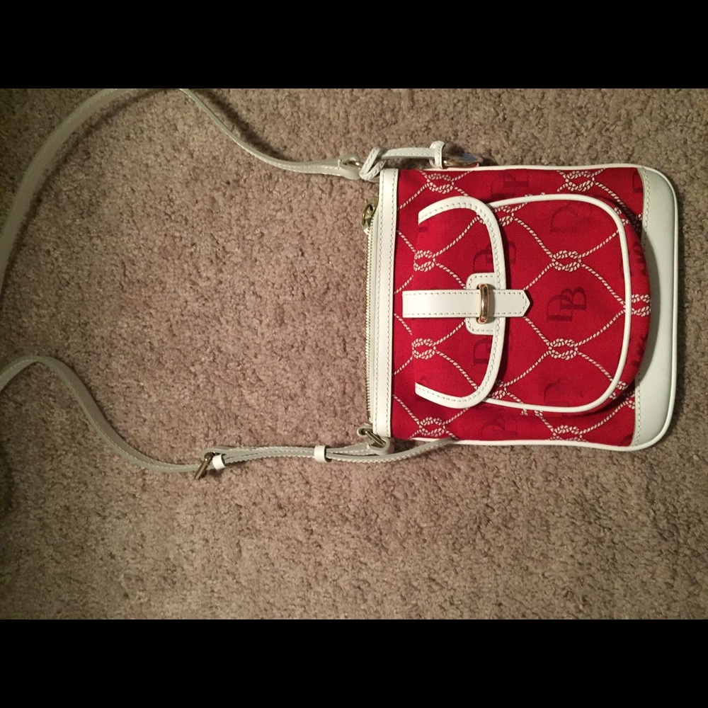 Dooney and Bourke crossbody bag