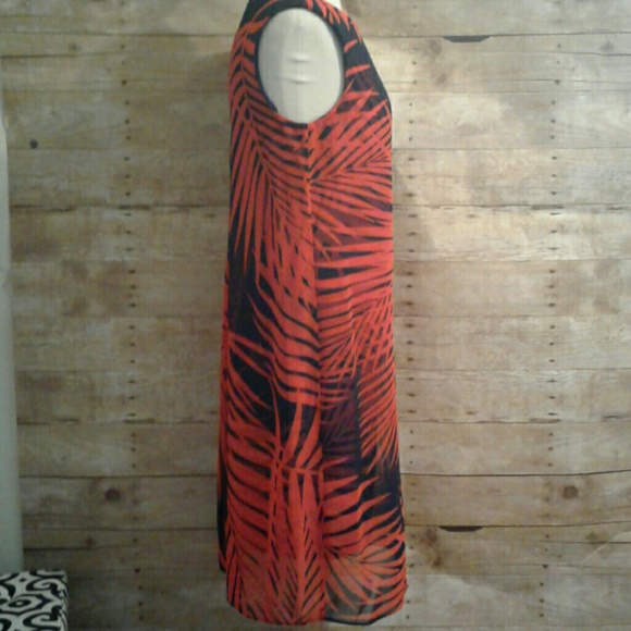 Muse Dress  Sleevelesss Red Black NWT - Picture 4 of 7