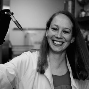 Meet your Posher, Nicole