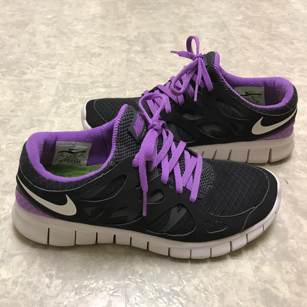 EUC Nike Free Run