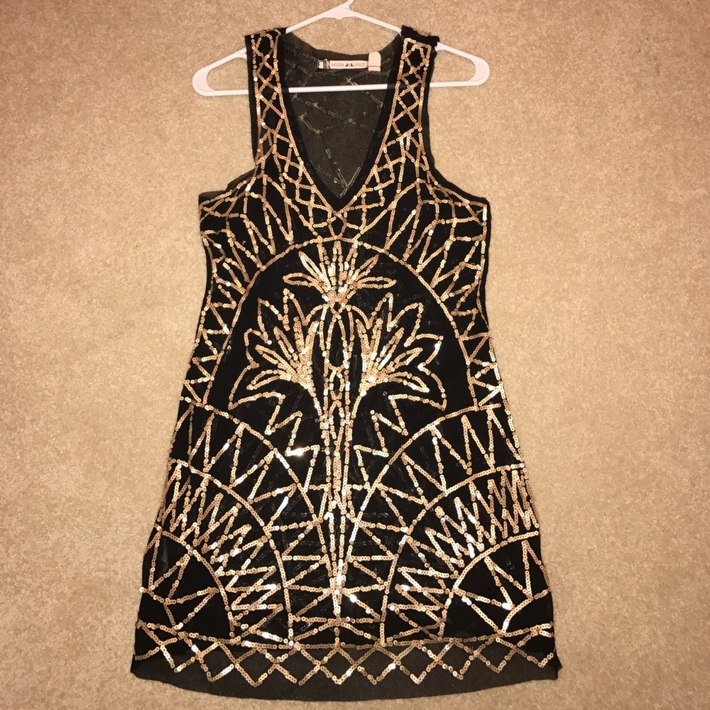 STUNNING dress! Only worn once!