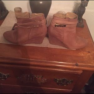 Short leather booties