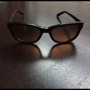 Used Tory Burch Classic Sunglasses