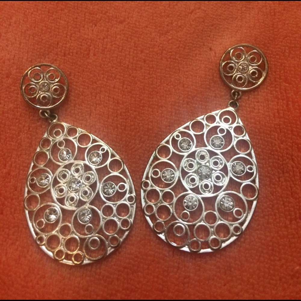 Cute dangly earrings!!