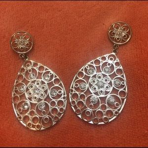 Cute dangly earrings!!