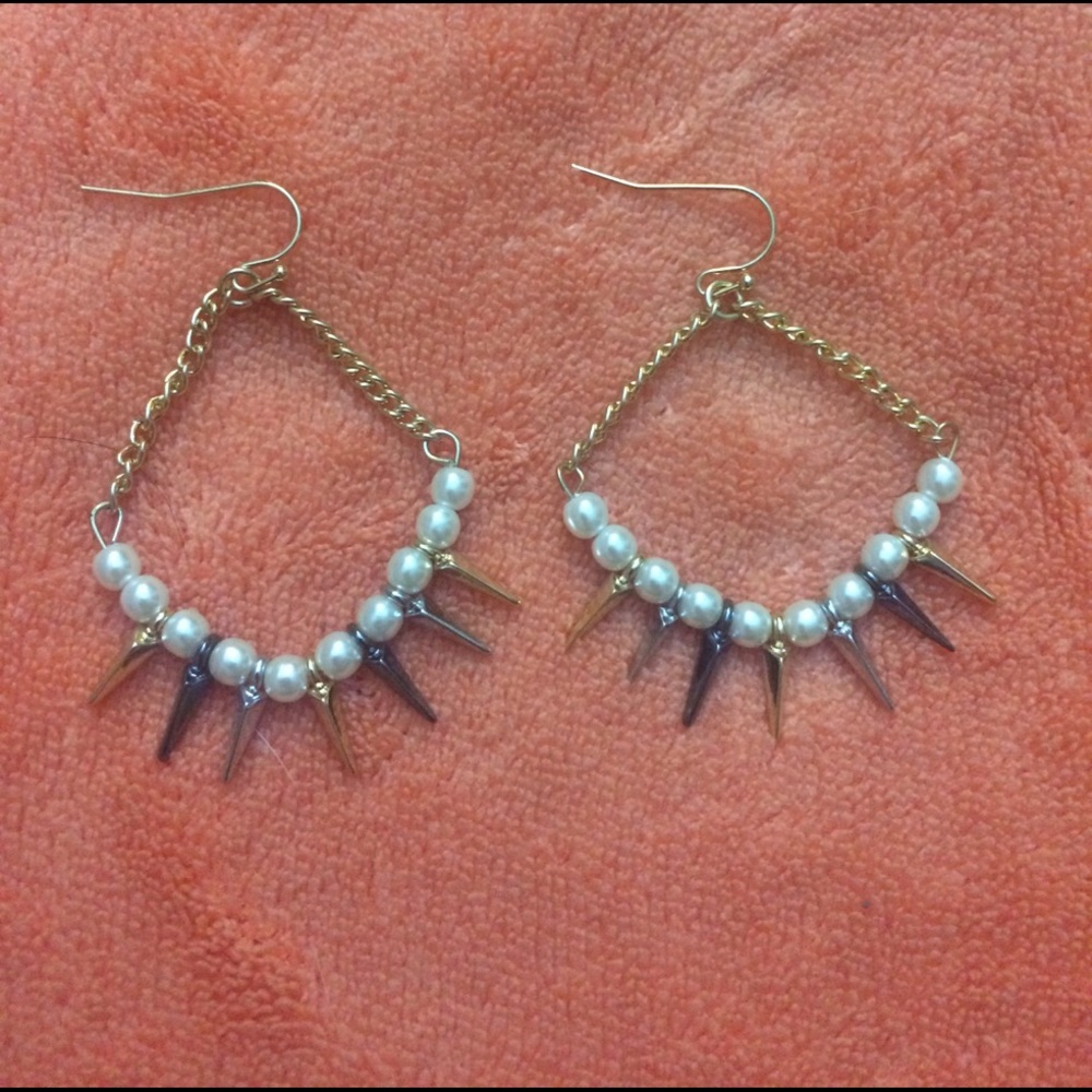 Cute dangly earrings!!