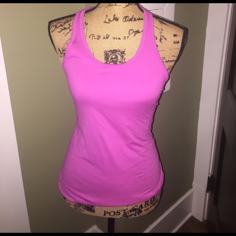 Nike tank