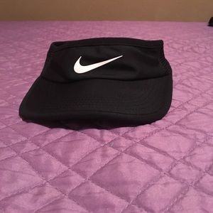 Black Nike Visor