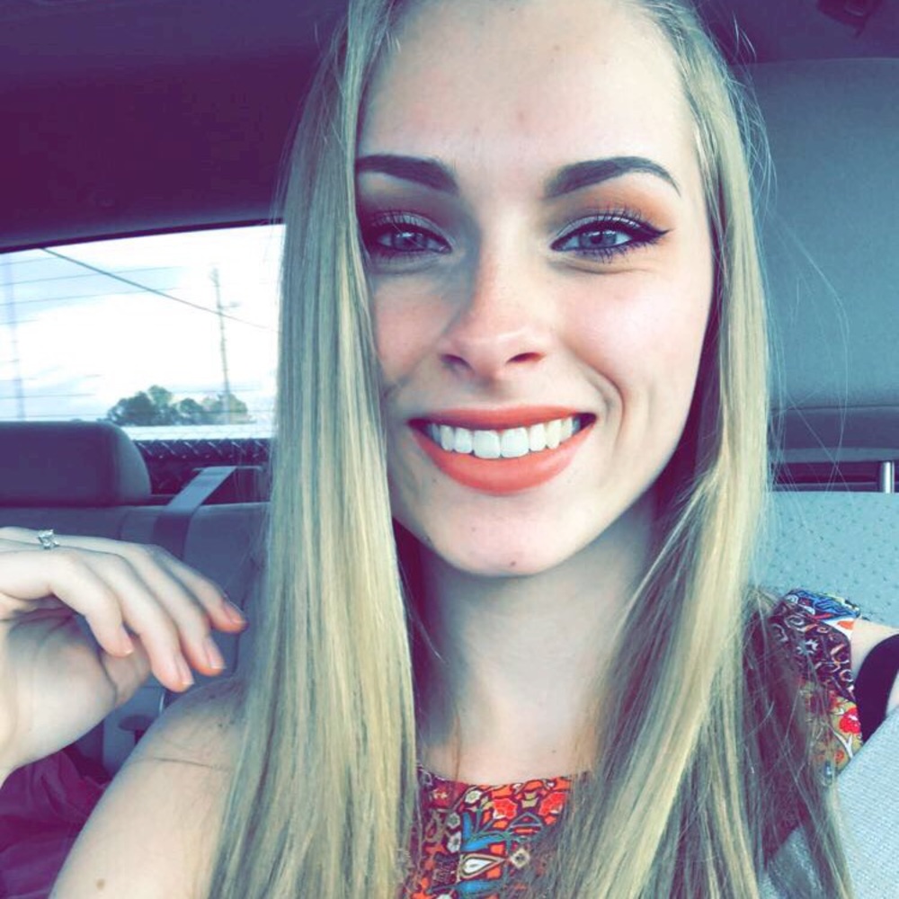 Meet your Posher, Brooke