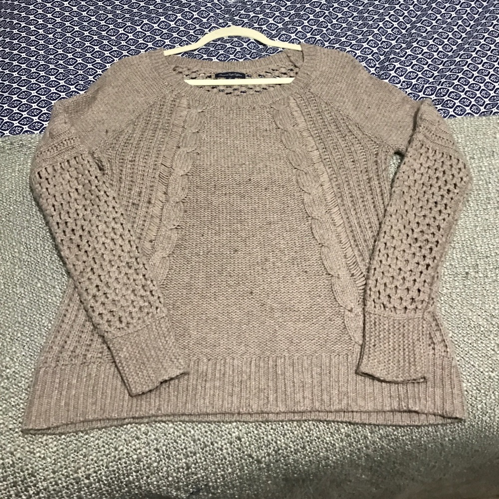 American Eagle Sweater