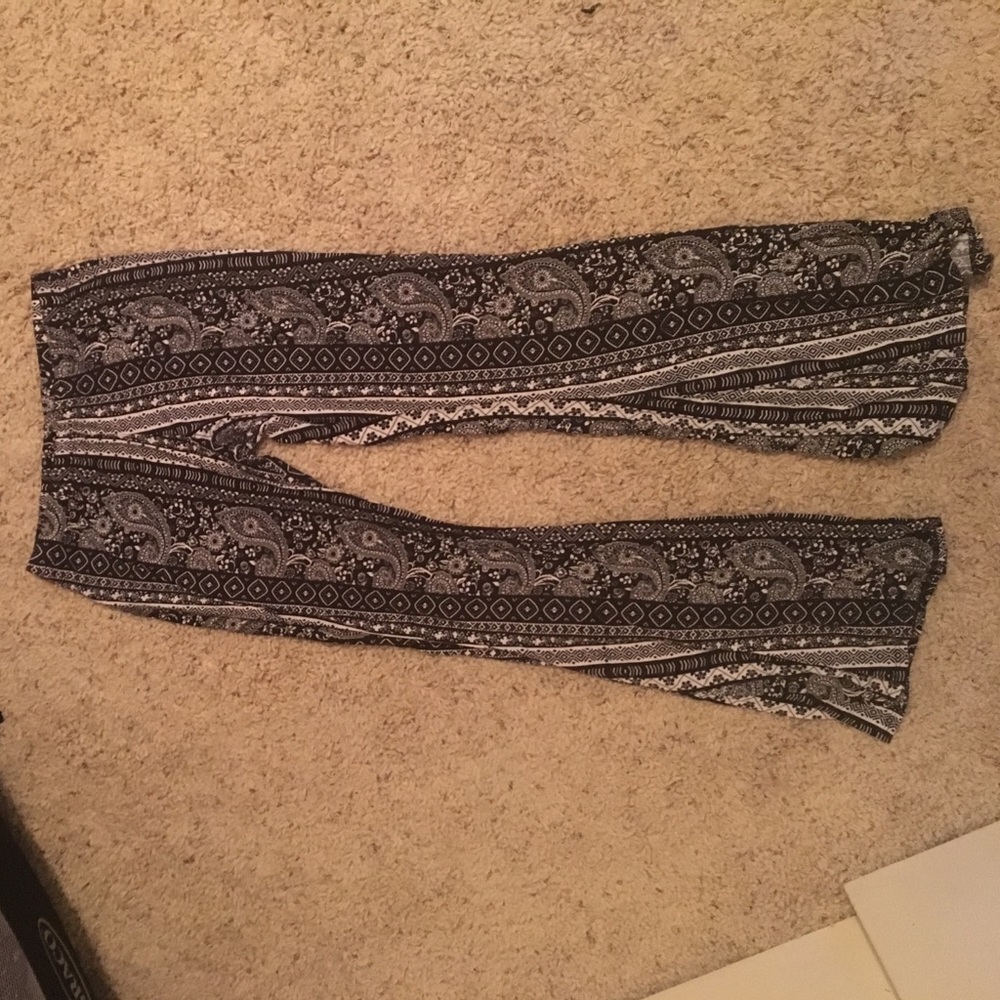 Black and white pants