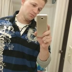 Meet your Posher, Robert