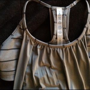 Lululemon no limits tank