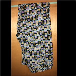 LULAROE TC LEGGINGS WORN ONCE