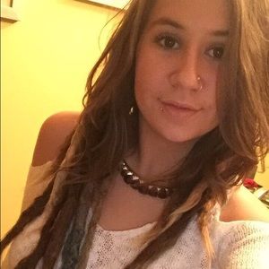 Meet your Posher, Carley