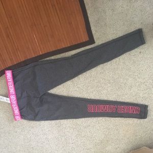UNDER ARMOUR LEGGINGS