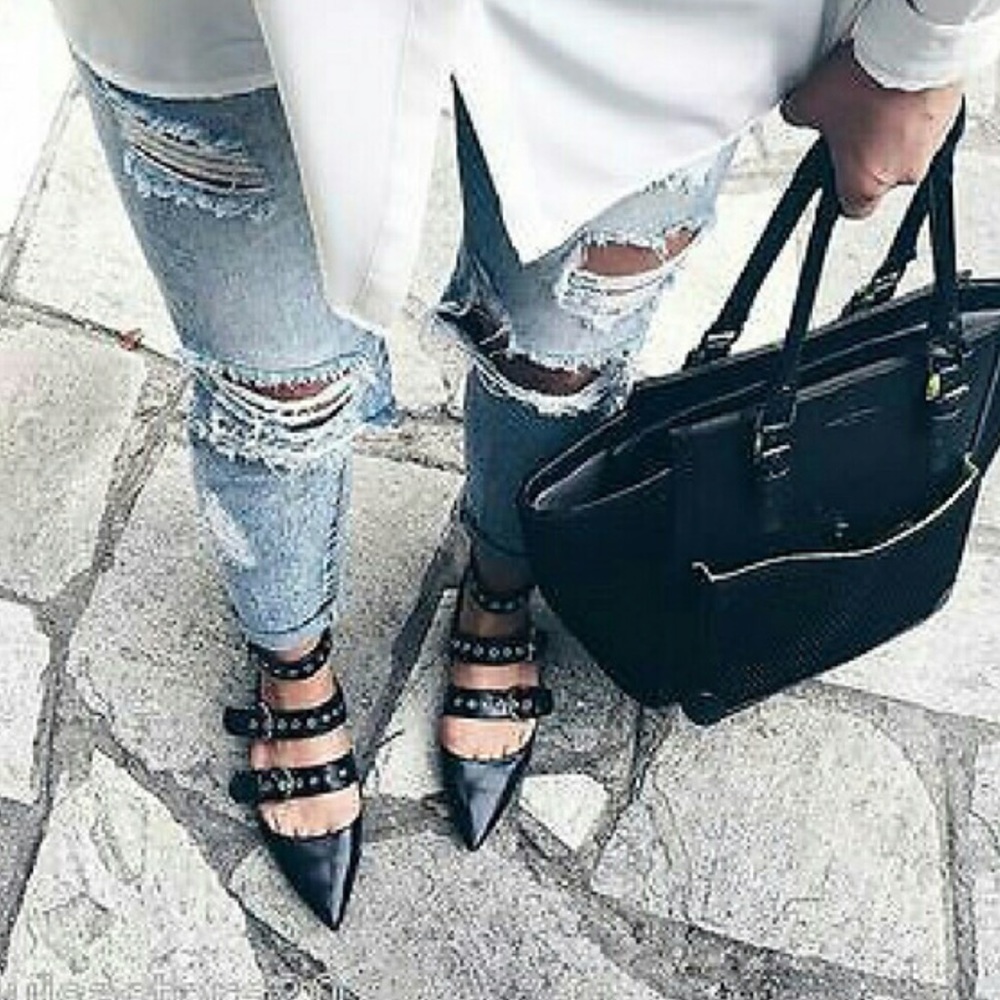 FINAL REDUCTION FLASH SALE Zara black buckle flats