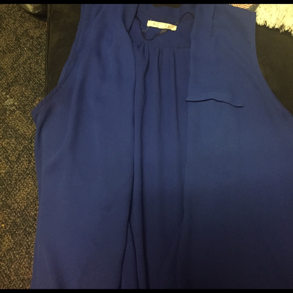 Blue open cut shirt