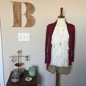 Ruffled Cream Sleeveless Blouse - M